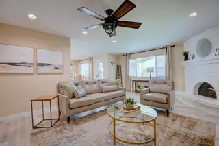 7300 Appomattox Place NE 