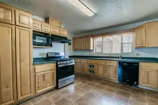1857 Florida Street NE Kitchen