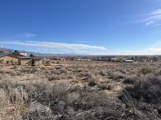 5708 Rio Arriba Road NE 