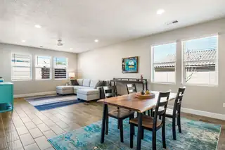 1914 Castle Peak Loop NE Living Room