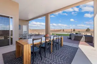 6717 Nacelle Road NE Kitchen