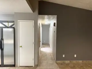 10 Mustang Road Kitchen