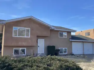 1921 Chelwood Park Boulevard NE, Albuquerque 