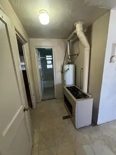 2827 Bel Air Drive NE Kitchen