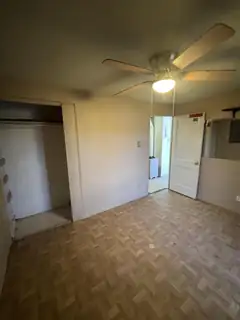 2827 Bel Air Drive NE Living Room