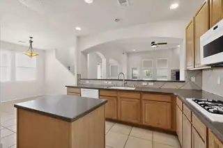 1924 Tapatio Street SE Kitchen