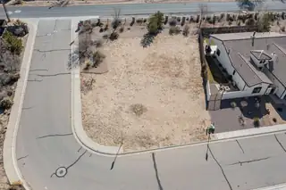 614 Kabrico Court NE 