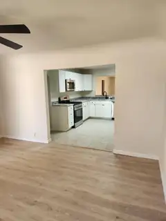 5316 10th Court NW Kitchen