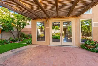 7709 Jacobo Drive NE Patio