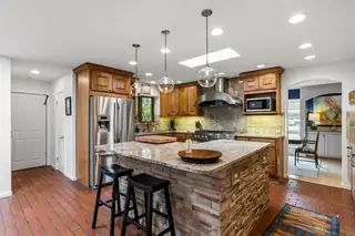 820 Salamanca Street NW Kitchen