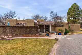 820 Salamanca Street NW, Los Ranchos