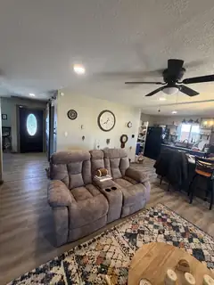 1113 Ash Street Living Room