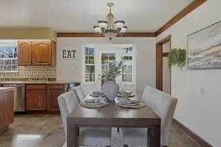 522 Clark Circle SW Dining Room