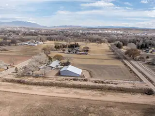 522 Clark Circle SW View