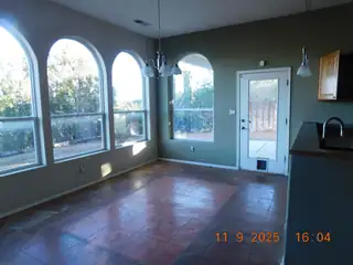 50 Steeplechase Drive Kitchen