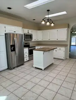 10800 N Malaguena Lane NE Kitchen