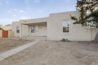 1124 La Poblana Road NW, Albuquerque 
