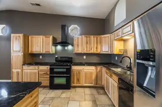 1048 Goff Boulevard SW Kitchen