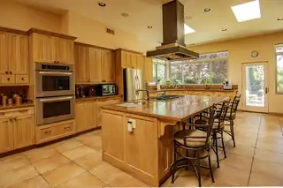 1509 Harvard Court NE Kitchen