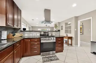 1525 Marron Circle NE Dining Room