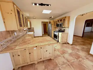 537 Dandelion Road Kitchen