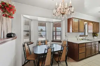 2600 Eastridge Drive NE Kitchen