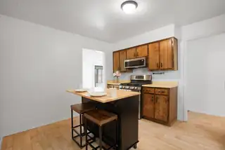 305 Gorman Avenue Kitchen