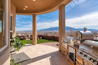 6813 Nagoya Road NE Patio