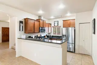 2316 Penn Avenue SE Dining Room