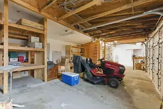 965 W Bosque Loop Garage