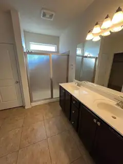 2027 Maywood Drive SE 