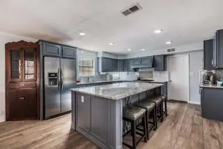 8804 Fremont Ellis Court NE Kitchen