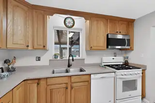 15 Whitehouse Road Kitchen