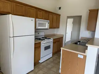 4204 Ridgeway Court SE D 