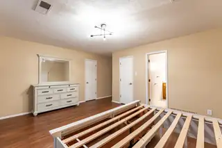 8133 Northridge Avenue NE Bedroom