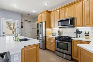 6316 Calla Lily Circle NE Kitchen