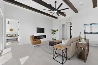 85 Cerro Alto Road Living Room