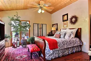 1854 Griegos Road NW 