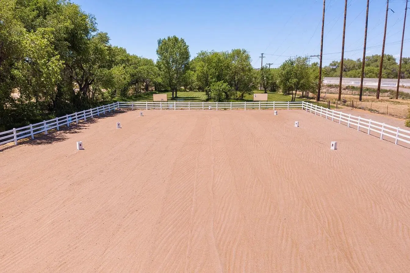 8531 Rio Grande Boulevard NW