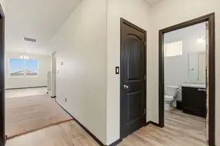 15 Parador Court Bathroom