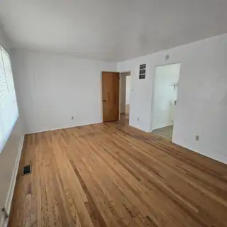 205 Madison Street NE 