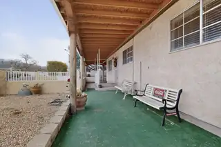 834 DELAMAR Avenue NW Patio