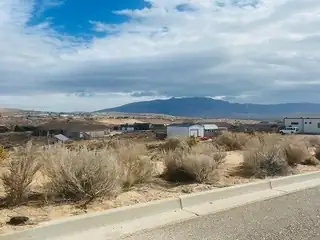 712 Gregg Road NE, Rio Rancho 