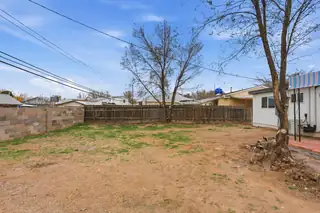 2513 June Street NE Backyard