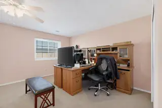 32 Sunset Canyon Lane Home Office