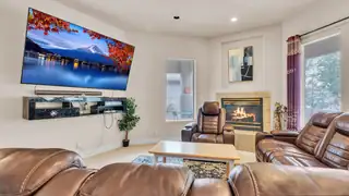 6019 Purple Aster Lane NE Living Room