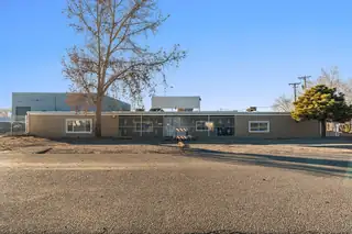 3821 Commercial Street NE 