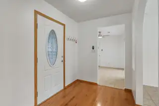 516 Christine Drive NE Living Room