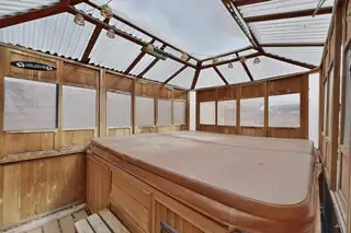 6815 Porlamar Road NW Hot Tub