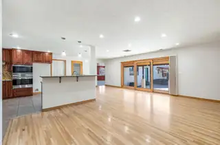 7121 Lisa Court NE Living Room